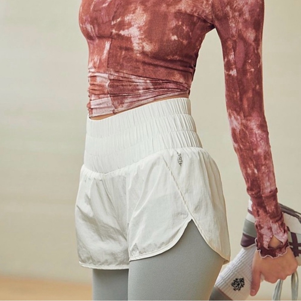 Free People FP Movement White The Way Home Short Size L Athletic Work Out Run